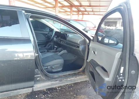 2025 Kia K4 Lx z USA, uszkodzony, nr VIN 3KPFT4DE6SE236984